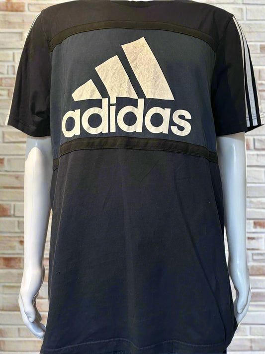 Adidas T-Shirt